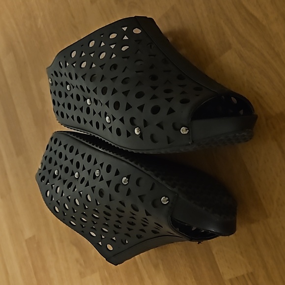 Black wedge slides - Picture 4 of 10